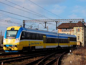 Opolskie: plan zakłada utrzymanie tras pociągów